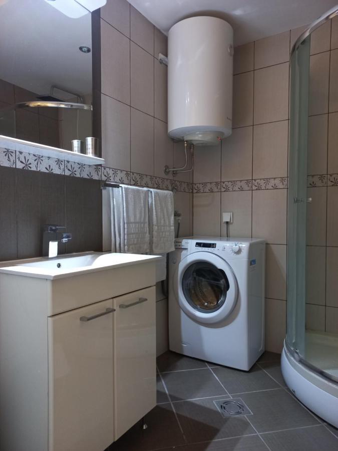Apartment Arena White Белград Екстериор снимка